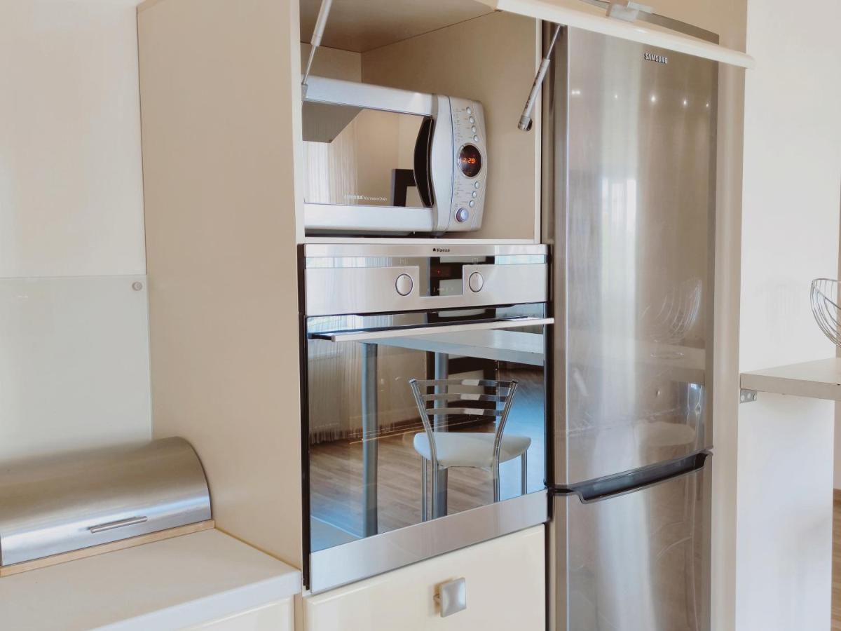 Positive Apartment Lviv Ngoại thất bức ảnh